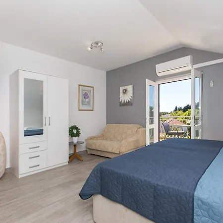 Martinovic Apartment